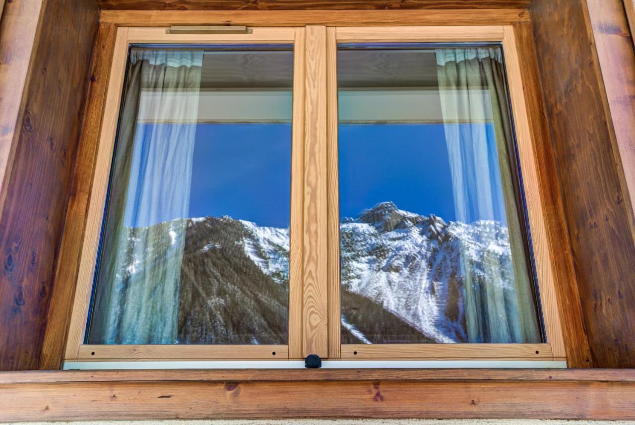 วิลลา มงบล็อง Villa Chamonix ภายนอก รูปภาพ